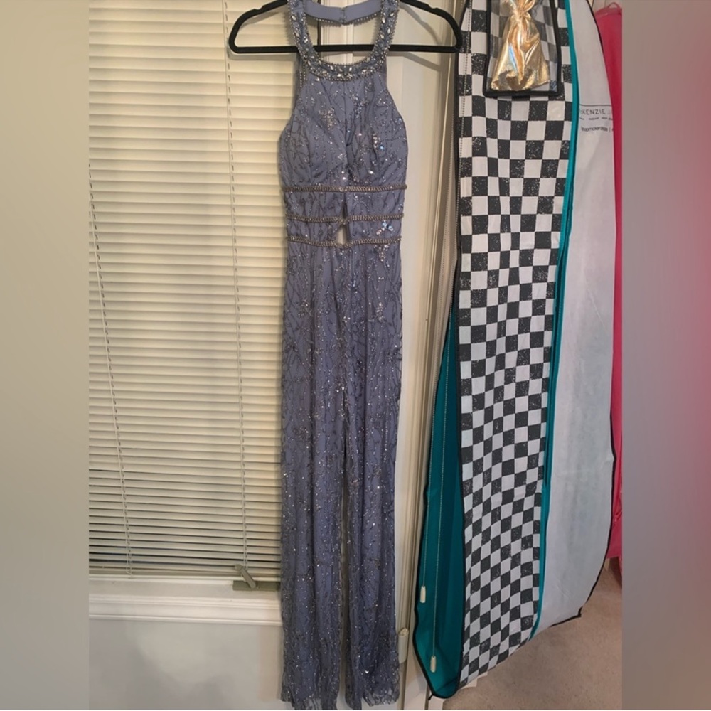 Blue Relaxed Fit Jumpsuit with Vintage Appeal - Picture 6 of 10